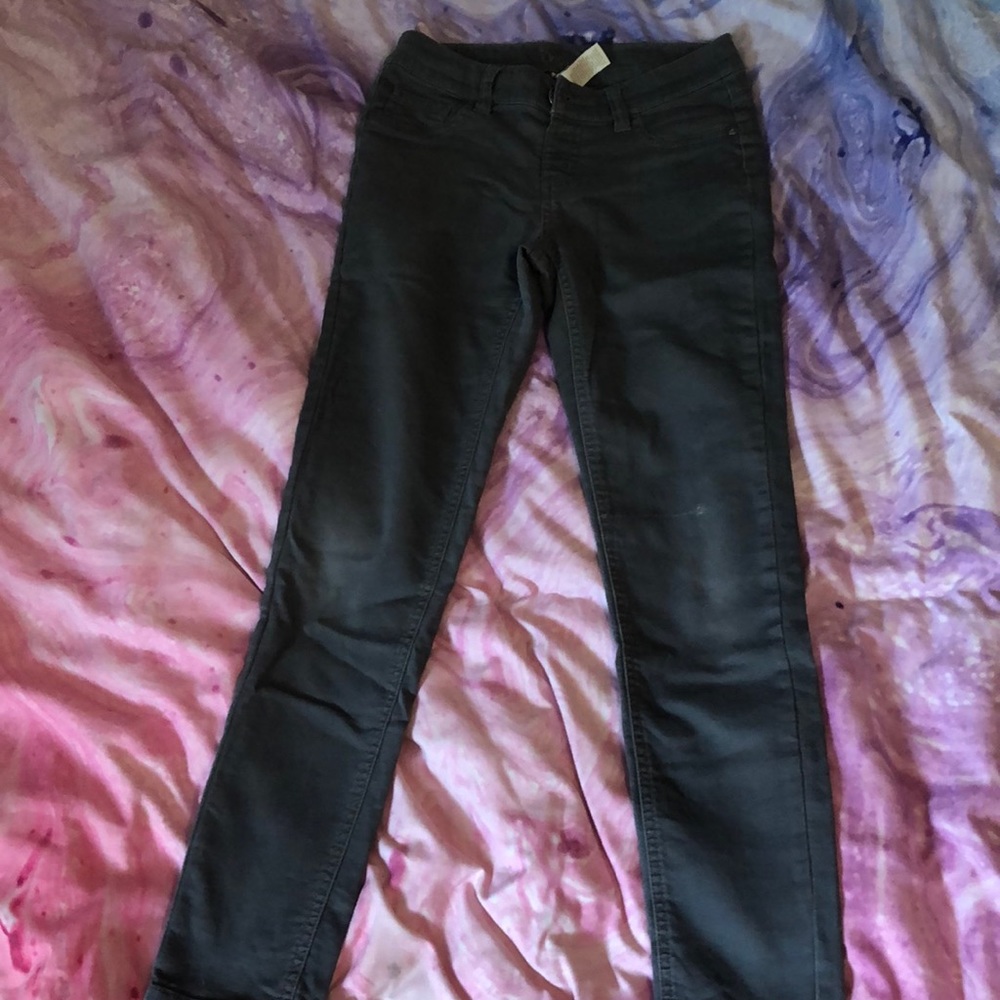 Gray jean pants